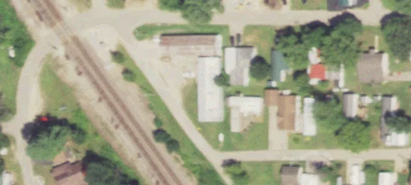 198 Pond Ln