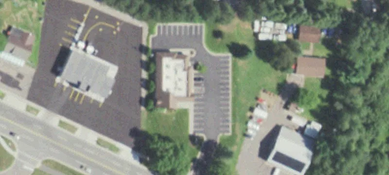2812 Main St