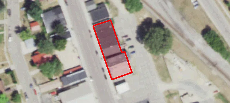 121 Main St