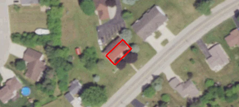 2033 Pershing Rd