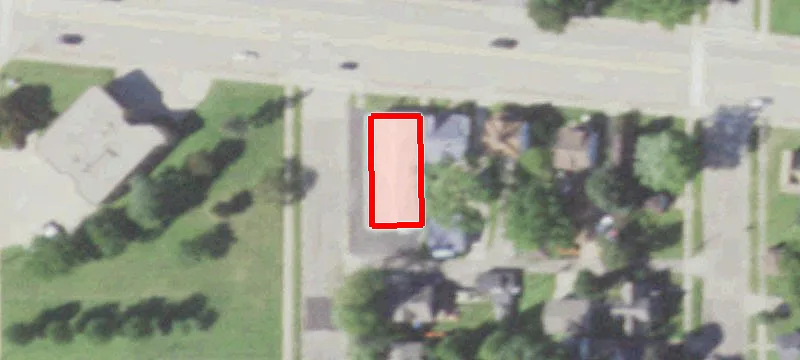 1551 Grand Ave
