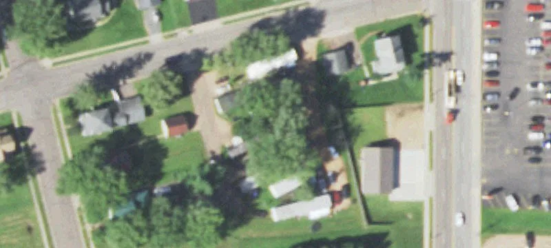 303 Oak St