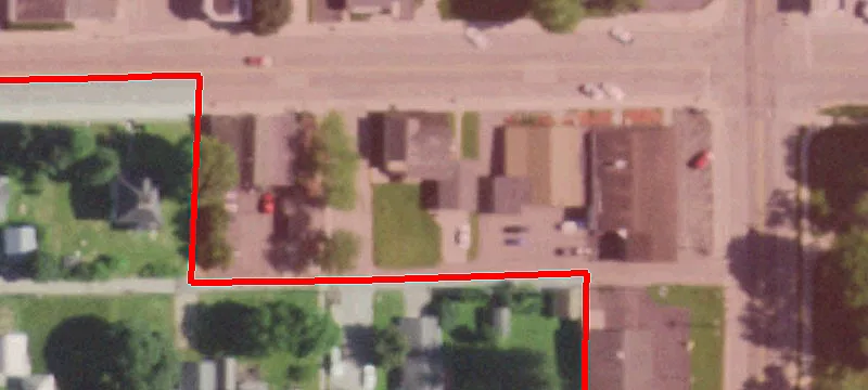 1085 Main St