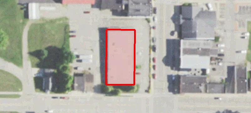 135 Main St