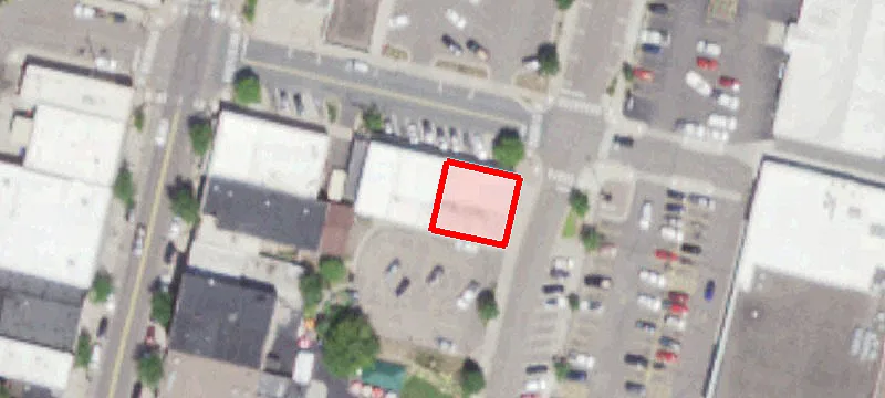 208 2nd Ave