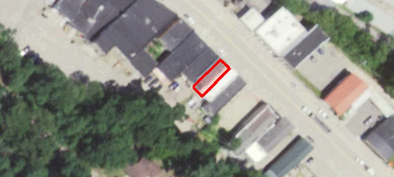 215 Main St