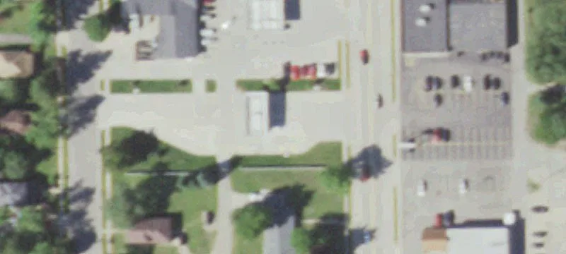 225 Main St
