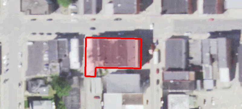 105 Oak St