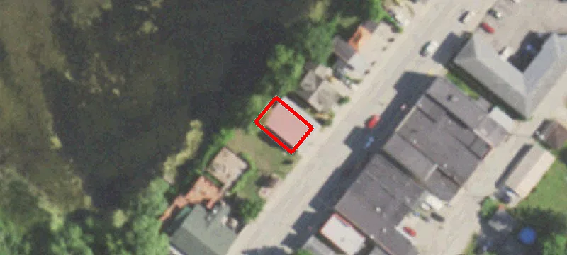 460 Main St