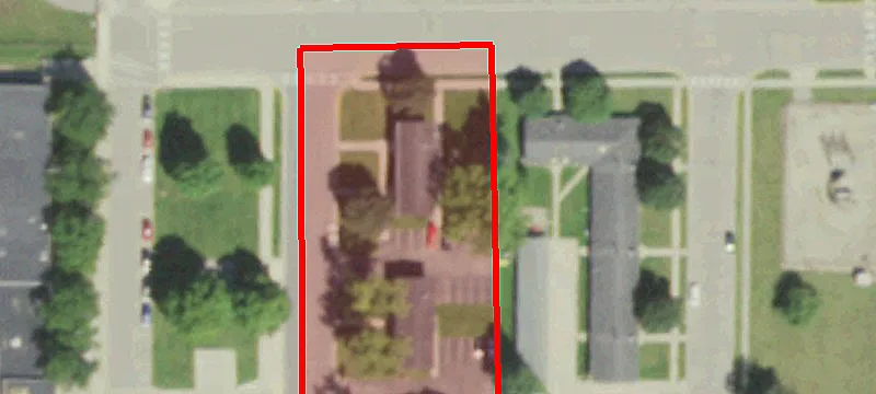 106 Maple St