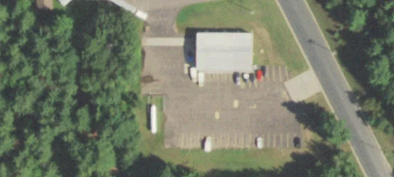 3020 Pioneer Ave