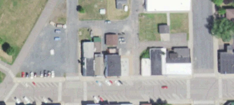 418 4th St