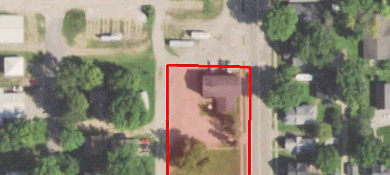 413 Main St
