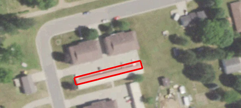 307 Roberts St