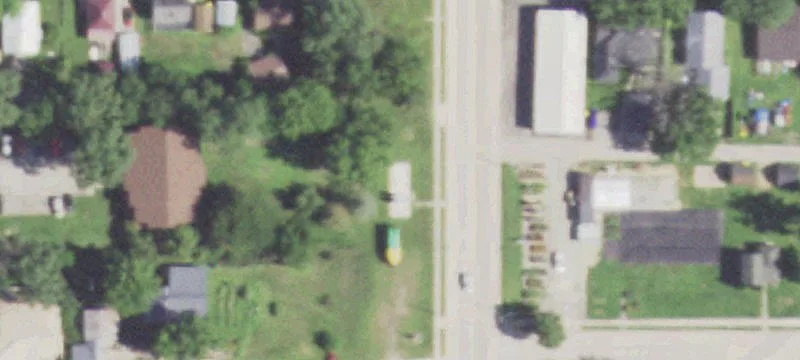 906 Elm St