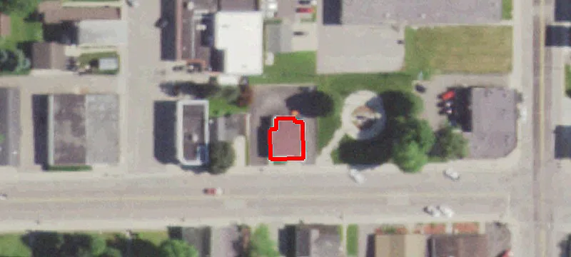 1050 Main St
