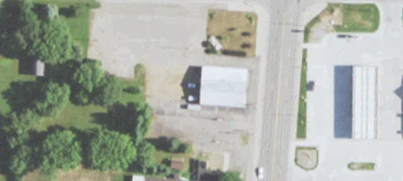 806 Superior St