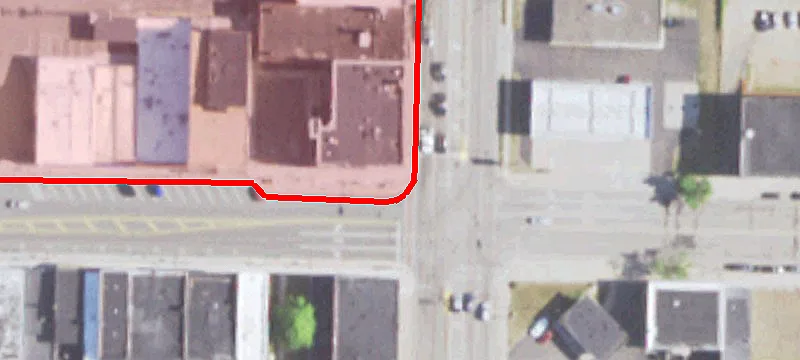 606 Superior St