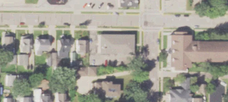 905 Oak Ave