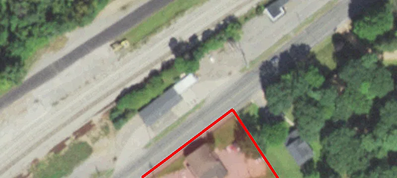 725 Old Hwy 51