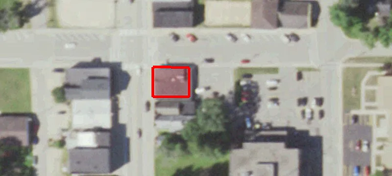 300 Main St