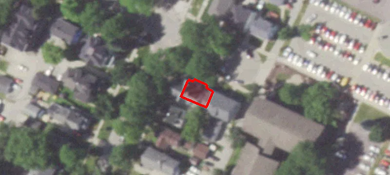 158 Maple Ave