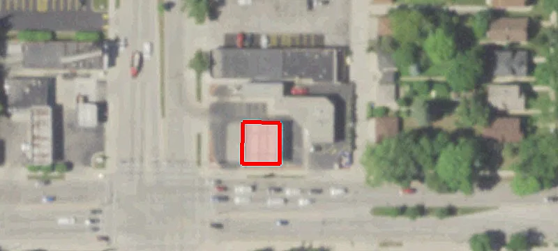3870 Howell Ave