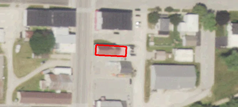 718 Main St