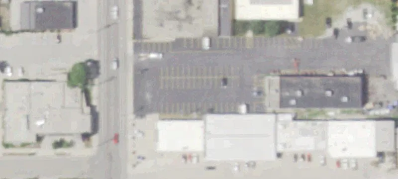 2703 Lathrop Ave