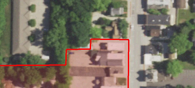 147 Main St