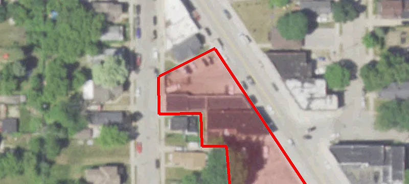 1304 Douglas Ave