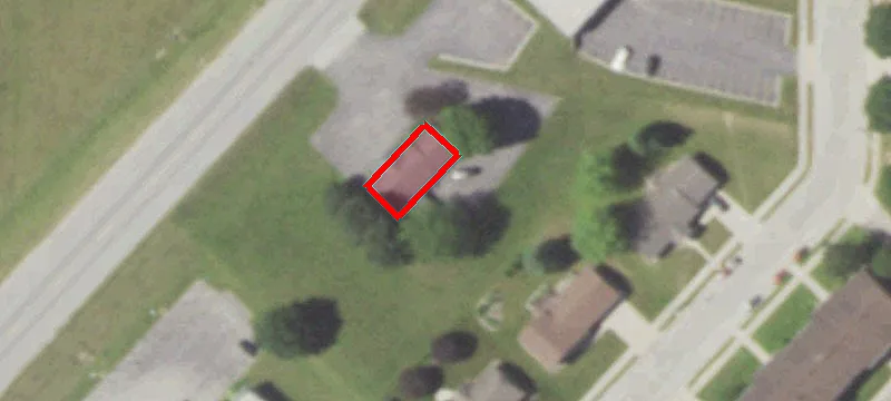 421 Calumet Dr