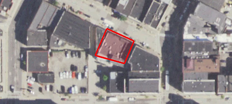 320 Pearl St
