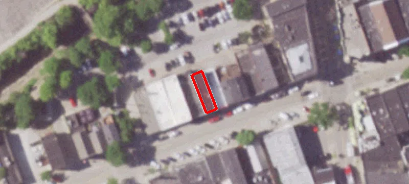 370 Main St