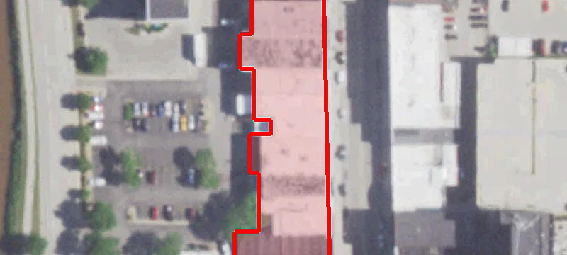 28 Main St