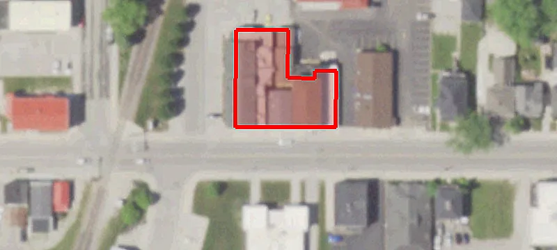 942 Ctr Ave