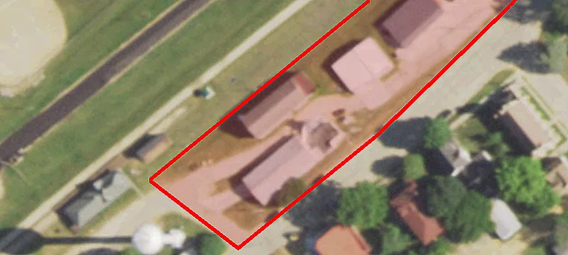502 Main St