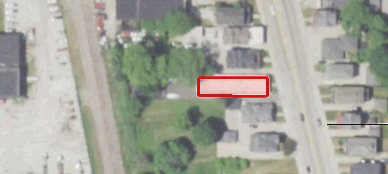 2052 Douglas Ave