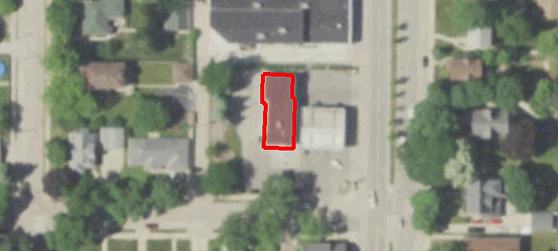 3725 Howell Ave