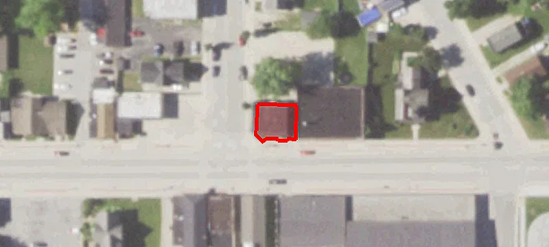 2000 Main St