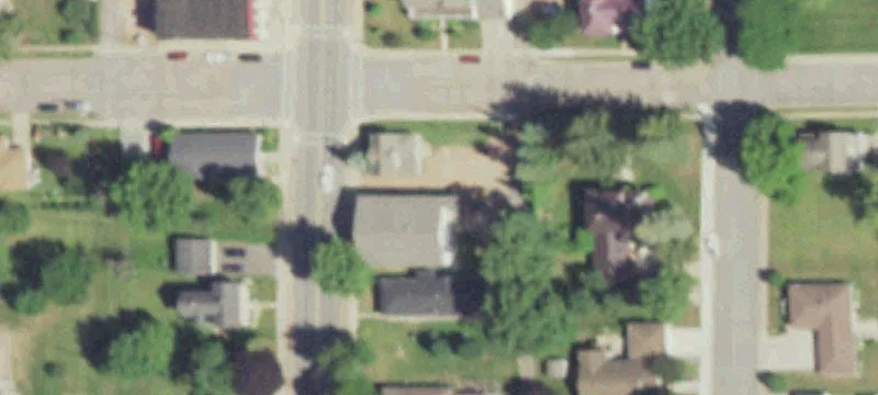 606 Main St
