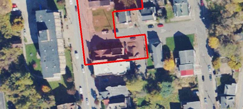 600 Main St