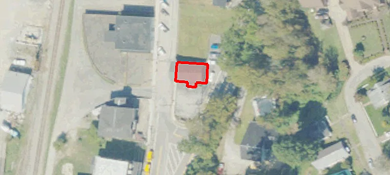496 Main St