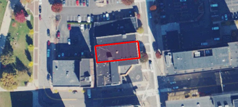 1315 Main St
