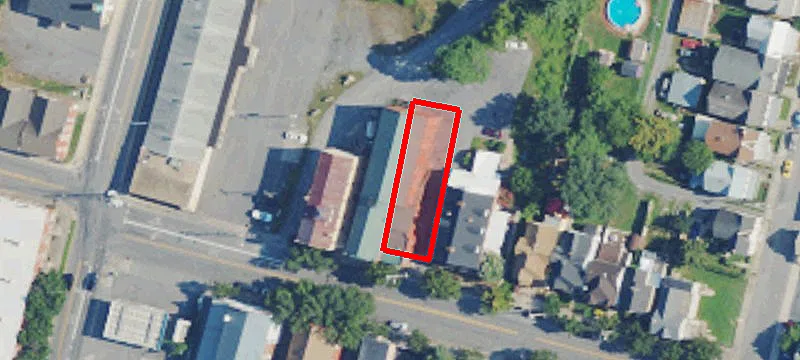 406 Race St