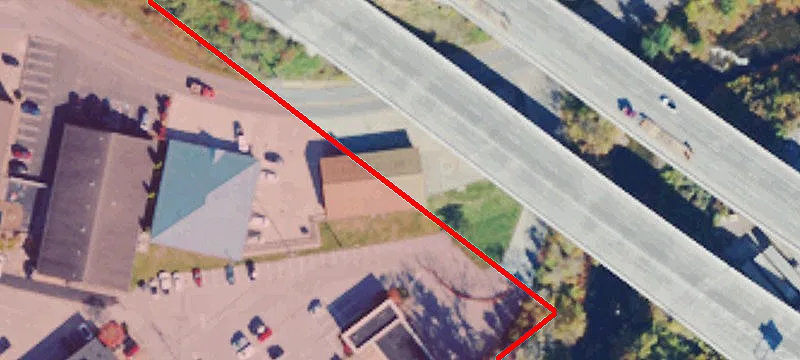 2112 Lumber Ave