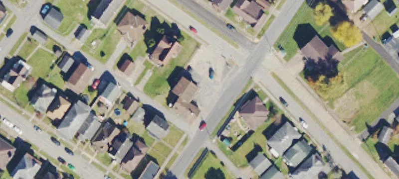 2001 Goff Ave