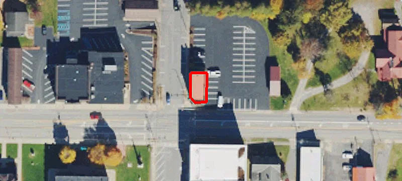 101 Main St