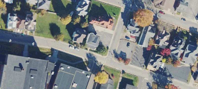 408 Lee Ave