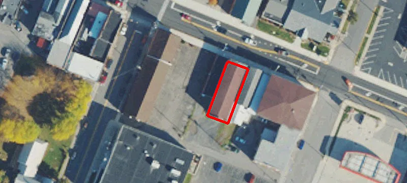 44 Main St